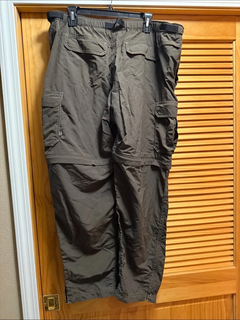 REI convertible cargo